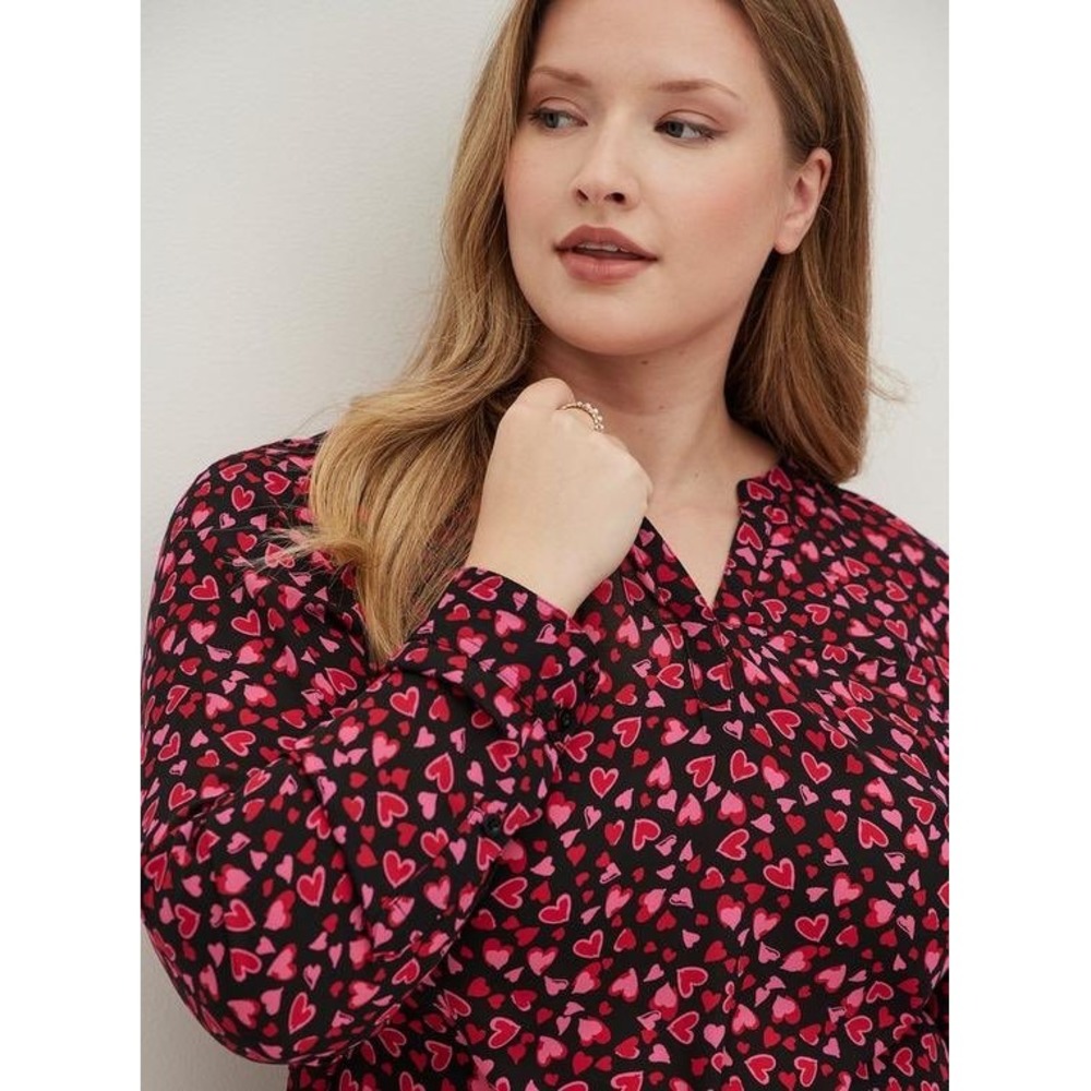 Torrid Georgette Hi-Low Pullover Long Sleeve Blouse Black Heart Print 1 1X 14 16 - Picture 3 of 9